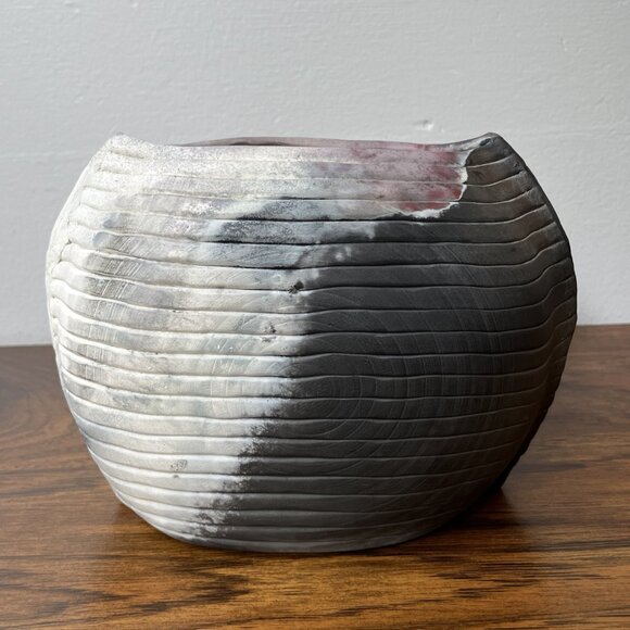 Ceramic Clay Vase Abstract Shape Handmade Black Gray Pink Author's Initials - Picture 3 of 15